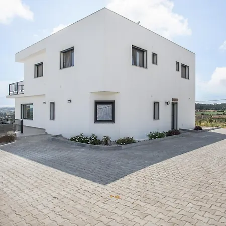 Peace House - 6 * Lourinhã
