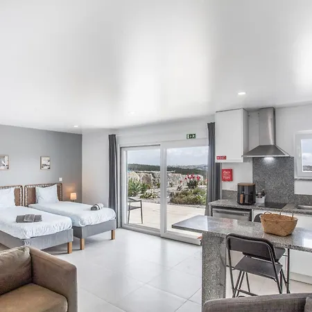 Peace House - 6 * Lourinhã